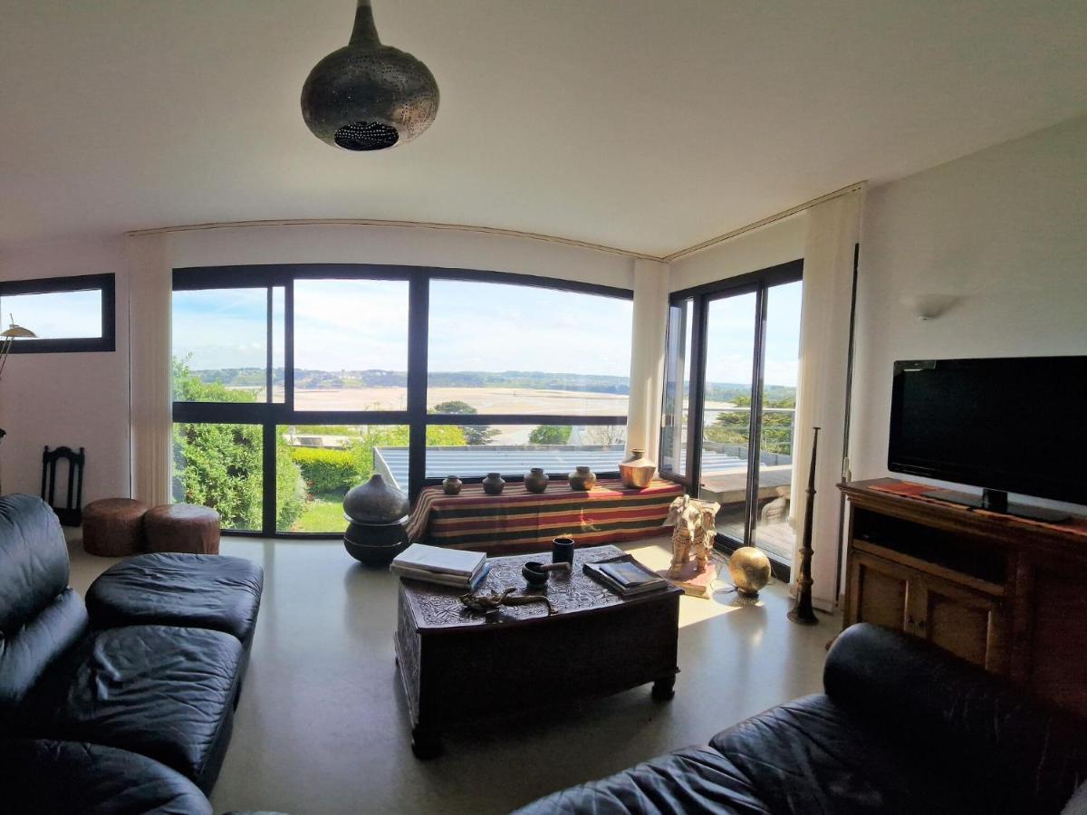 Architect Villa With Fantastic Sea View, Locquirec Exterior photo